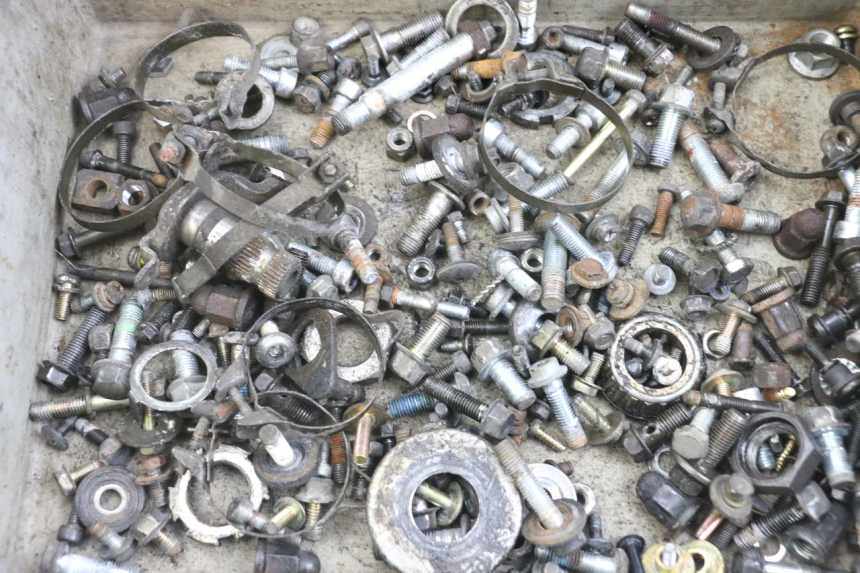 photo de SAC VISSERIE VIS YAMAHA FJ 3CX 1200 (1986 - 1996) - Détail de la pièce