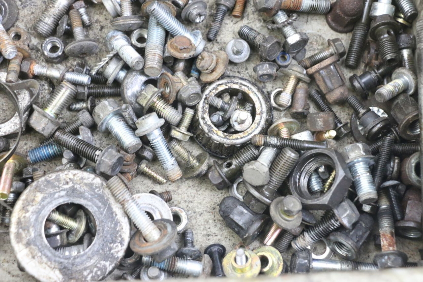 photo de SAC VISSERIE VIS YAMAHA FJ 3CX 1200 (1986 - 1996) - Zoom état d’usage