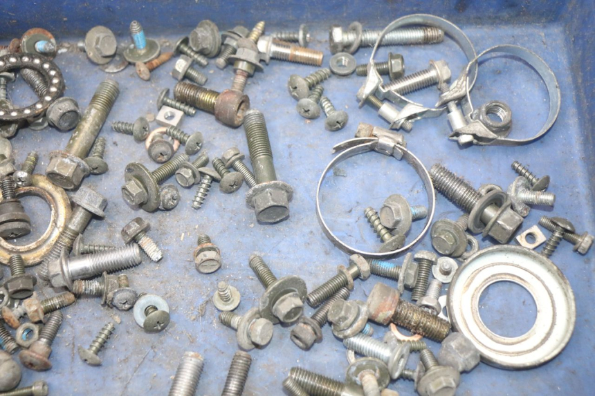 photo de SAC VISSERIE VIS MBK FLAME X 125 (2004 - 2007) - Zoom état d’usage