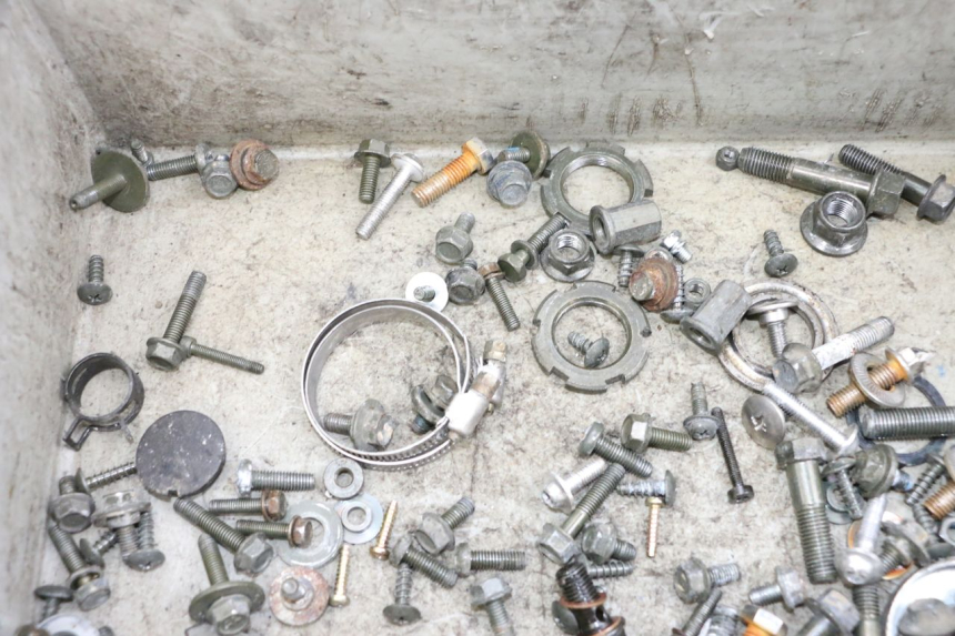 photo de SAC VISSERIE VIS MBK FLAME X 125 (2007 - 2016) - Zoom état d’usage