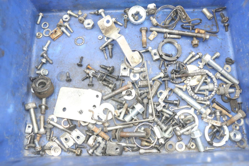 photo de SAC VISSERIE VIS PIAGGIO FLY 4T 50 (2013 - 2017) - Vue principale