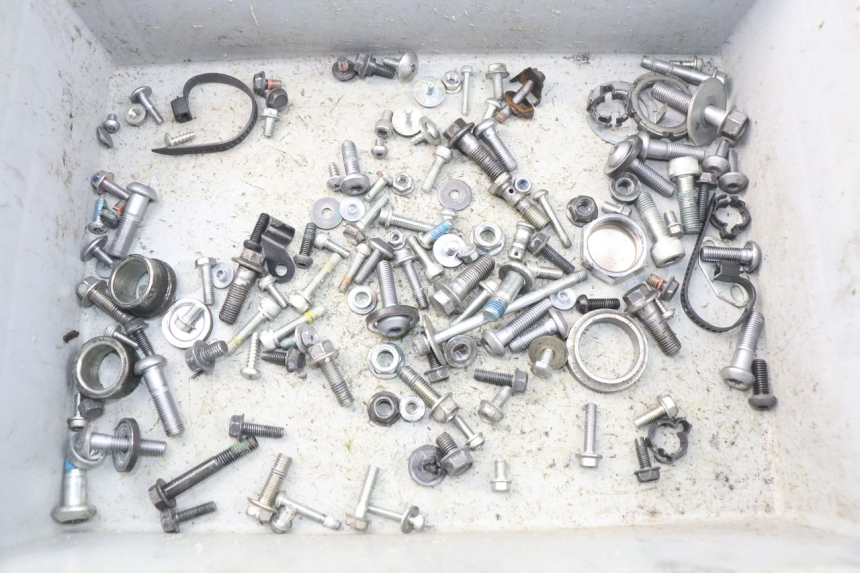 photo de SAC VISSERIE VIS YAMAHA FZ8 800 (2010 - 2016) - Vue principale