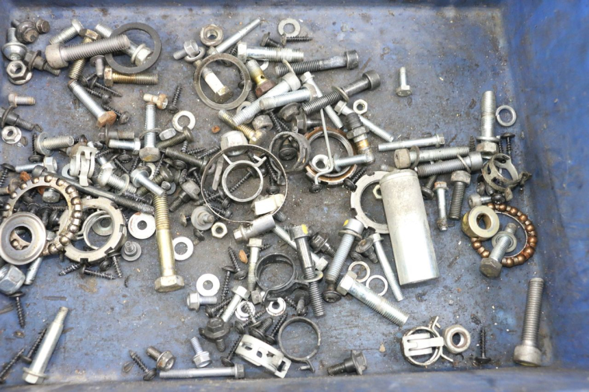 photo de SAC VISSERIE VIS PEUGEOT GEOPOLIS RS 125 (2007 - 2009) - Détail de la pièce