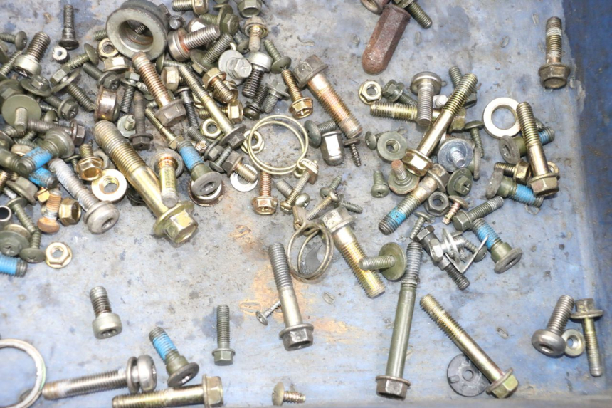 photo de SAC VISSERIE VIS KYMCO GRAND DINK 125 (2008 - 2014) - Détail de la pièce