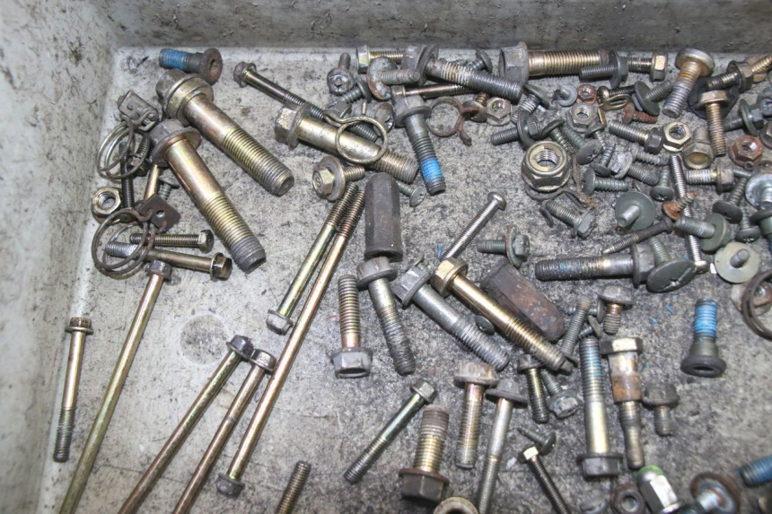 photo de SAC VISSERIE VIS KYMCO GRAND DINK 125 (2008 - 2014) - Détail de la pièce