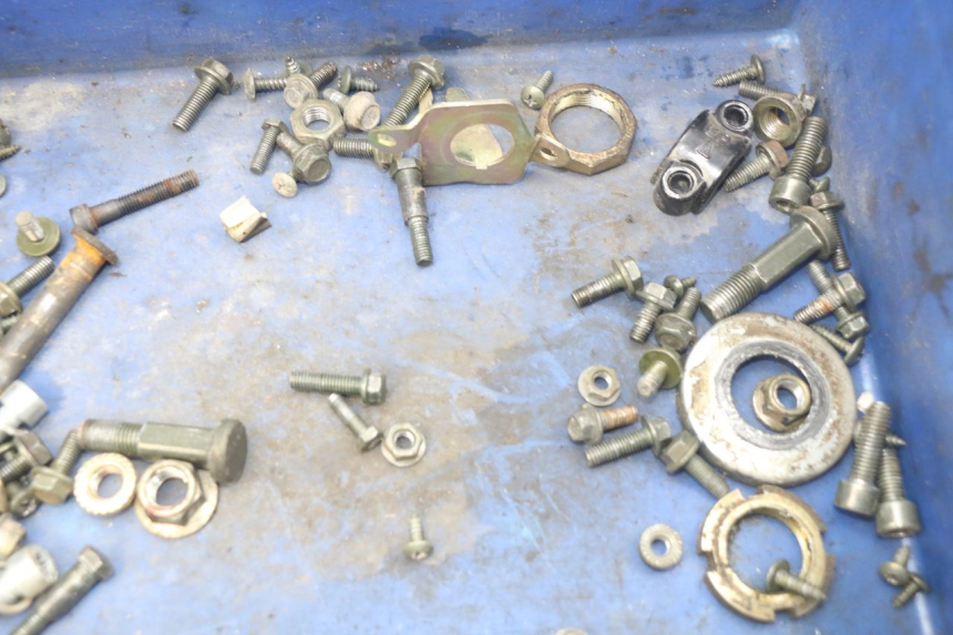 photo de SAC VISSERIE VIS TNT MOTOR GRIDO 2T 50 (2010 - 2019) - Zoom état d’usage