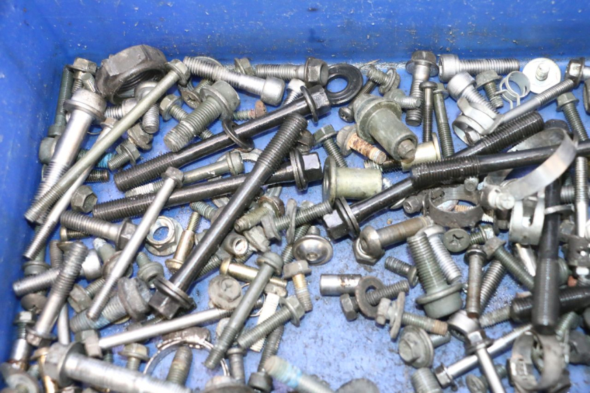 photo de SAC VISSERIE VIS SUZUKI GSR 600 (2005 - 2012) - Vue d’ensemble