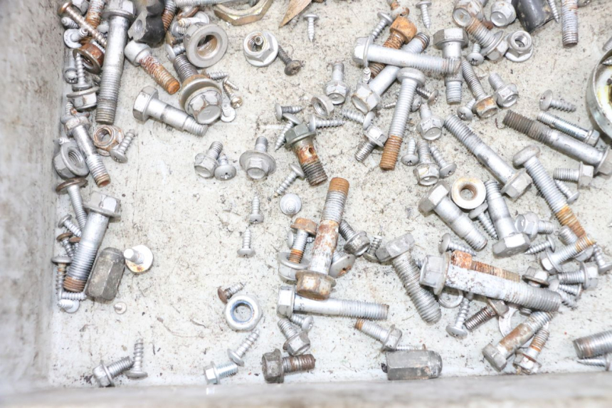 photo de SAC VISSERIE VIS JM MOTORS GTS 125 (2015 - 2019) - Gros plan technique