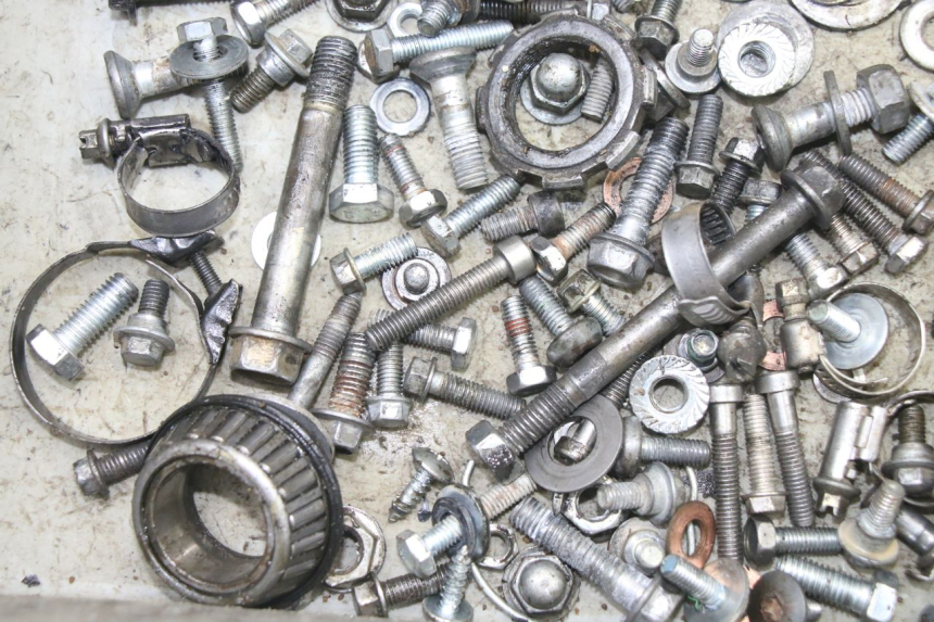 photo de SAC VISSERIE VIS HONDA CR 85 (2003 - 2007) - Autre angle de vue