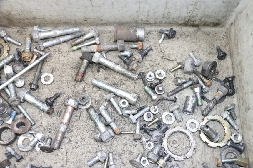 photo de SAC VISSERIE VIS HONDA PES PS I 125 (2006 - 2012) - Zoom état d’usage