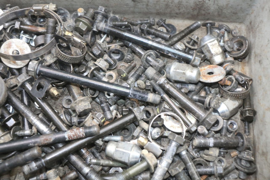 photo de SAC VISSERIE VIS HYTRACK HY S 4X4 410 (2013 - 2016) - Zoom état d’usage