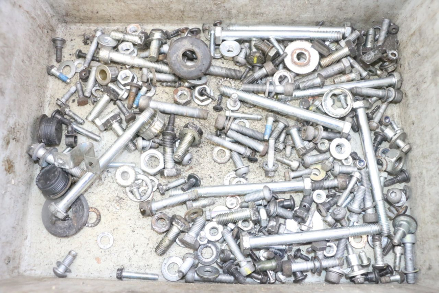 photo de SAC VISSERIE VIS PIAGGIO IE MP3 YOURBAN 300 (2011 - 2016) - Vue principale