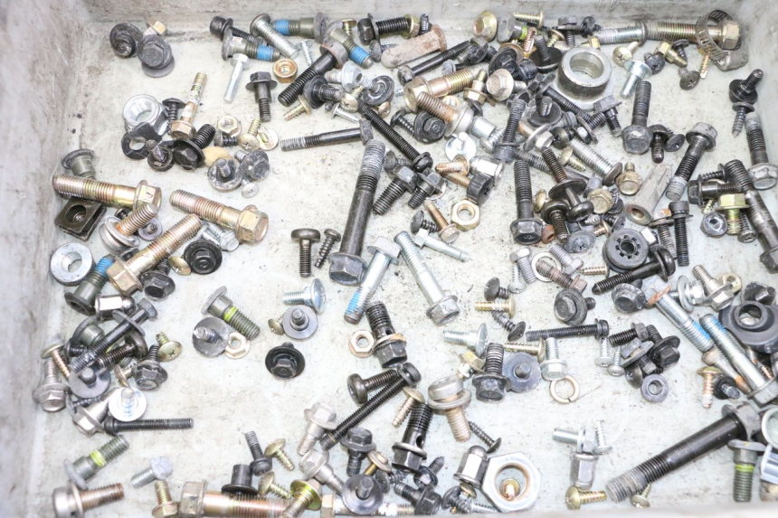 photo de SAC VISSERIE VIS SYM JOYMAX 125 (2010 - 2017) - Détail de la pièce