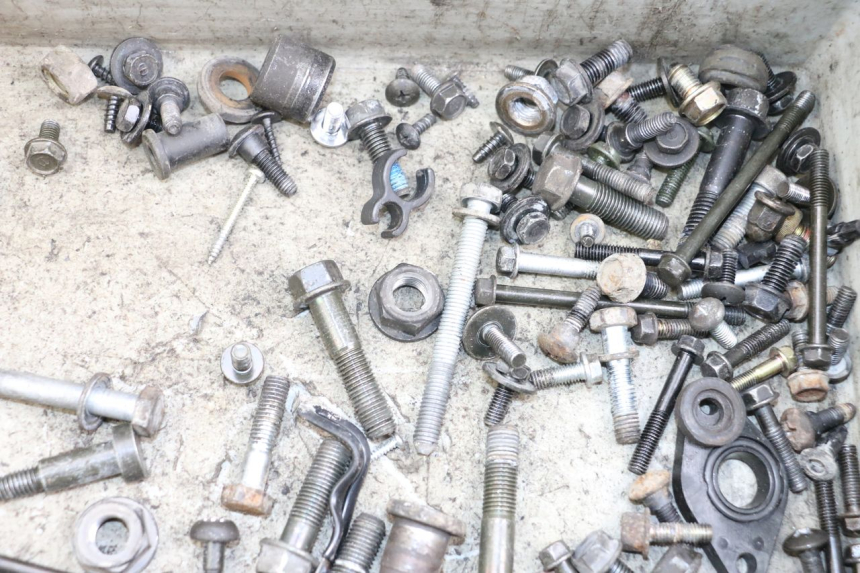 photo de SAC VISSERIE VIS KYMCO K-PW K-PIPE 50 (2012 - 2017) - Autre angle de vue