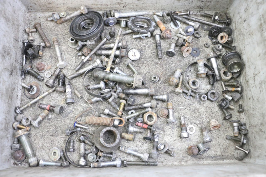 photo de SAC VISSERIE VIS KAWASAKI ZR7 ZR-7 S 750 (1999 - 2004) - Vue principale