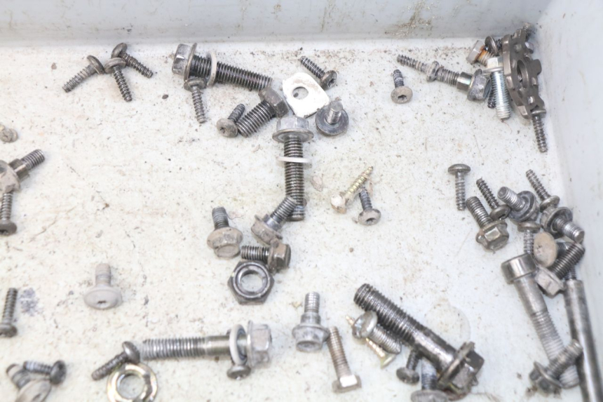 photo de SAC VISSERIE VIS PEUGEOT KISBEE 2T 50 (2010 - 2017) - Autre angle de vue