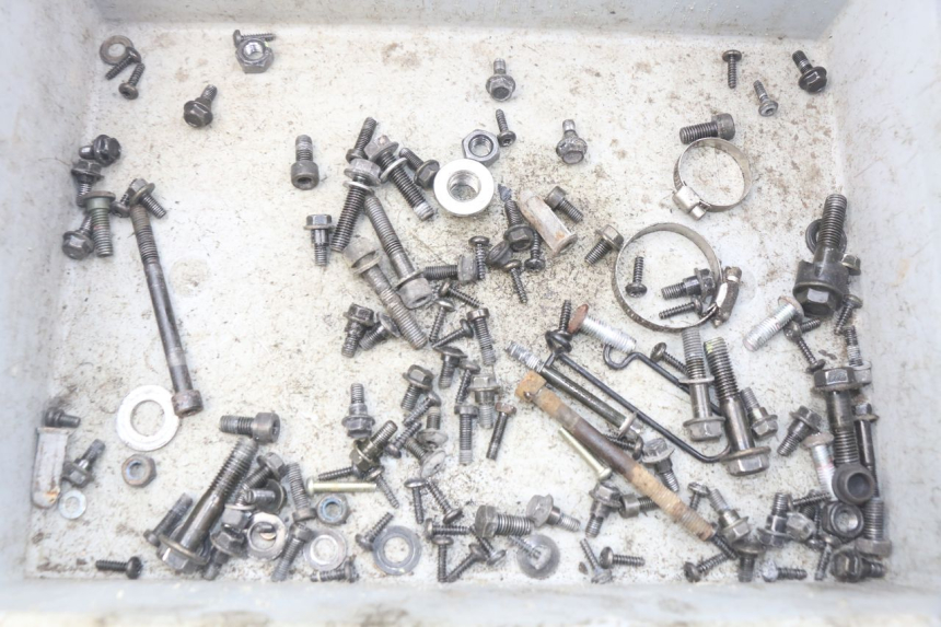 photo de SAC VISSERIE VIS PEUGEOT KISBEE 2T 50 (2010 - 2017) - Détail de la pièce