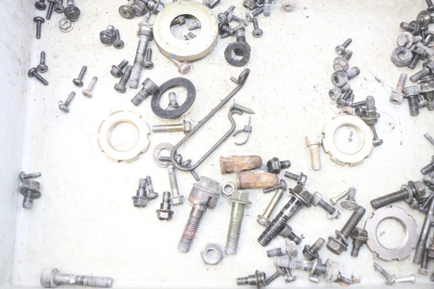 photo de SAC VISSERIE VIS PEUGEOT KISBEE 2T 50 (2010 - 2017) - Zoom état d’usage