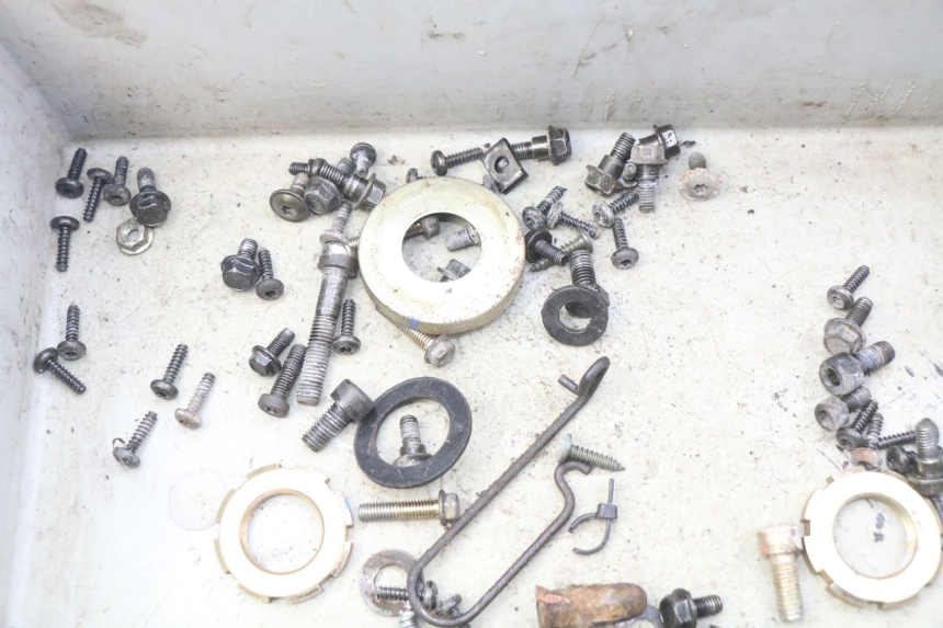 photo de SAC VISSERIE VIS PEUGEOT KISBEE 2T 50 (2010 - 2017) - Autre angle de vue