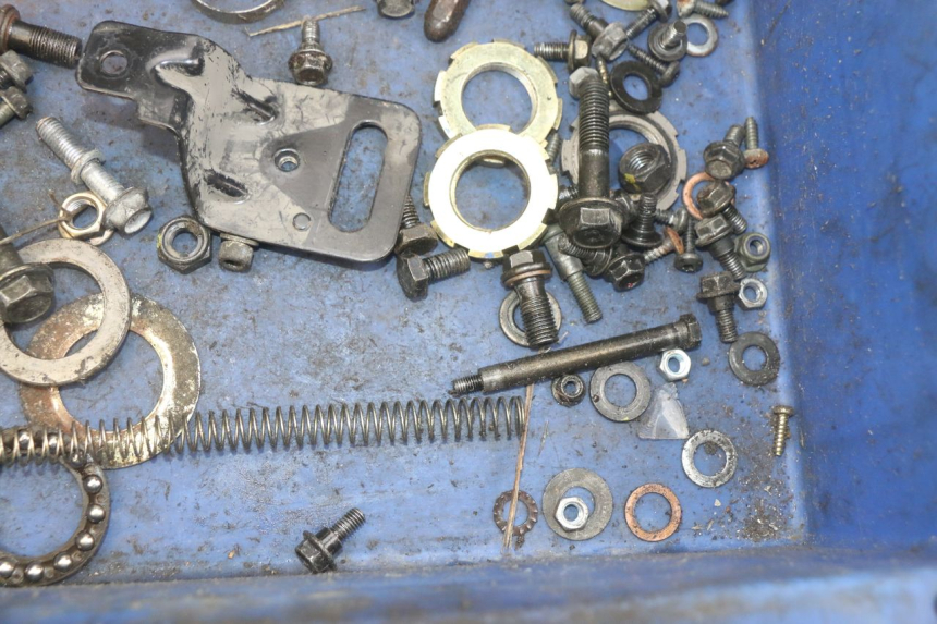 photo de SAC VISSERIE VIS PEUGEOT KISBEE 2T 50 (2010 - 2017) - Détail de la pièce