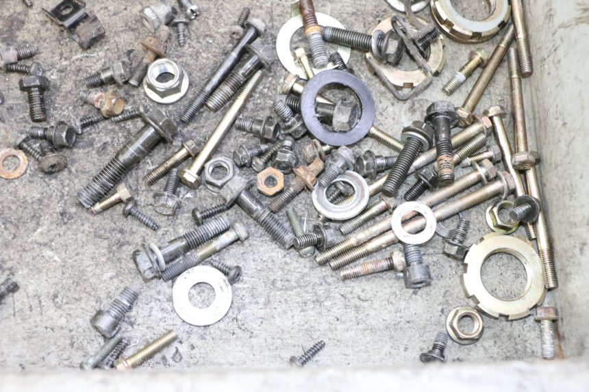 photo de SAC VISSERIE VIS PEUGEOT KISBEE 2T 50 (2010 - 2017) - Zoom état d’usage