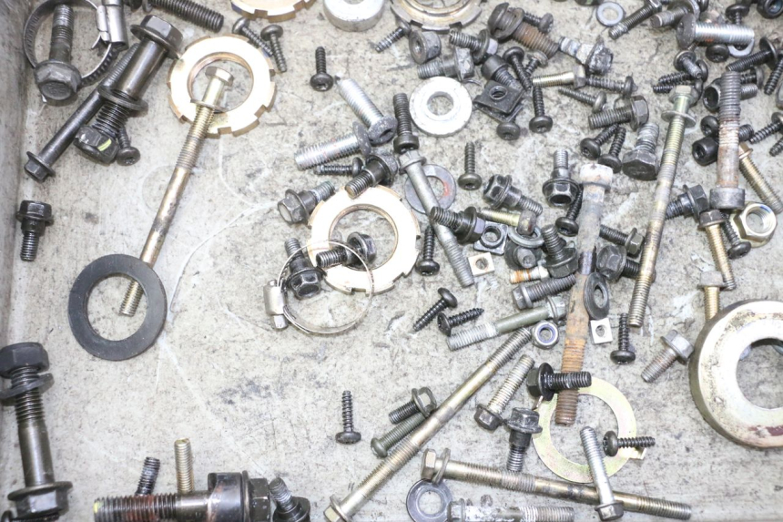 photo de SAC VISSERIE VIS PEUGEOT KISBEE 2T 50 (2010 - 2017) - Zoom état d’usage