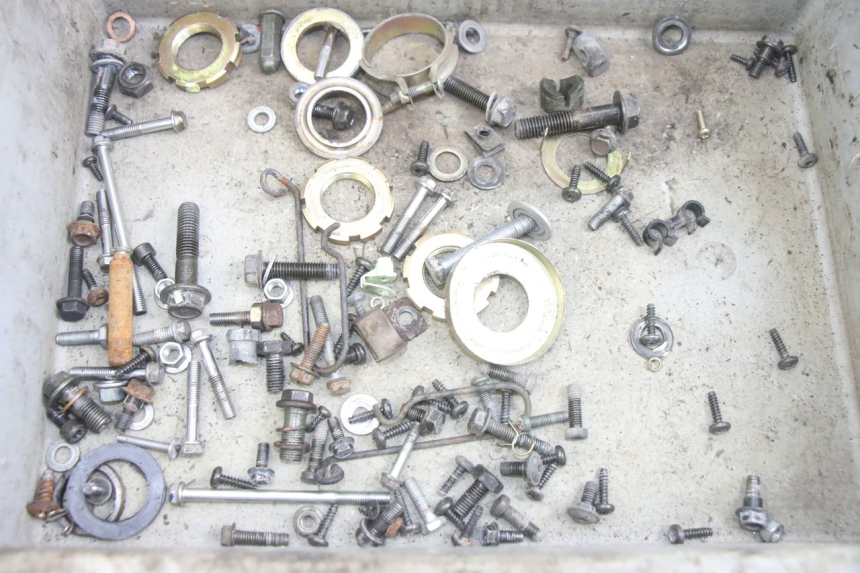 photo de SAC VISSERIE VIS PEUGEOT KISBEE 4T 50 (2010 - 2017) - Détail de la pièce