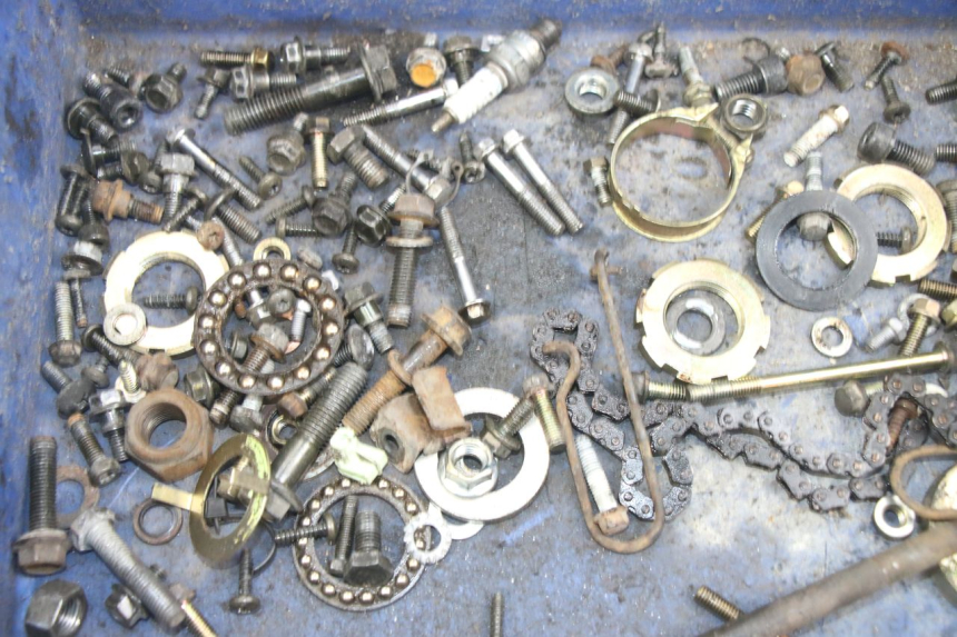 photo de SAC VISSERIE VIS PEUGEOT KISBEE 4T 50 (2010 - 2017) - Zoom état d’usage