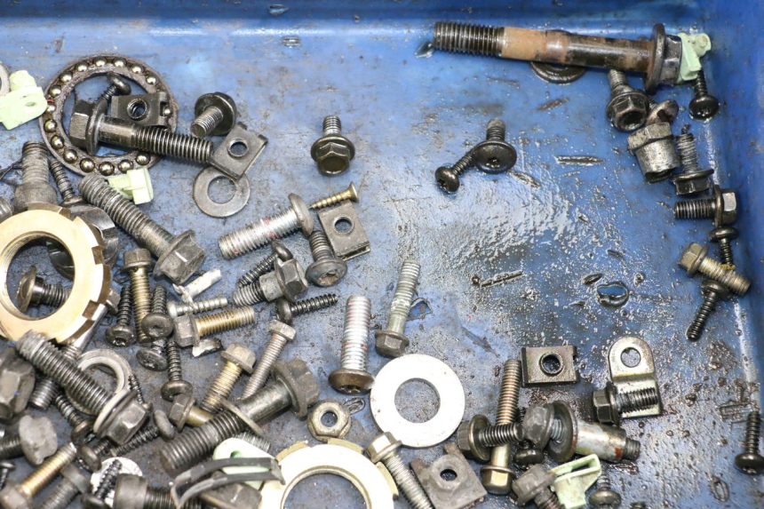 photo de SAC VISSERIE VIS PEUGEOT KISBEE 4T 50 (2010 - 2017) - Zoom état d’usage