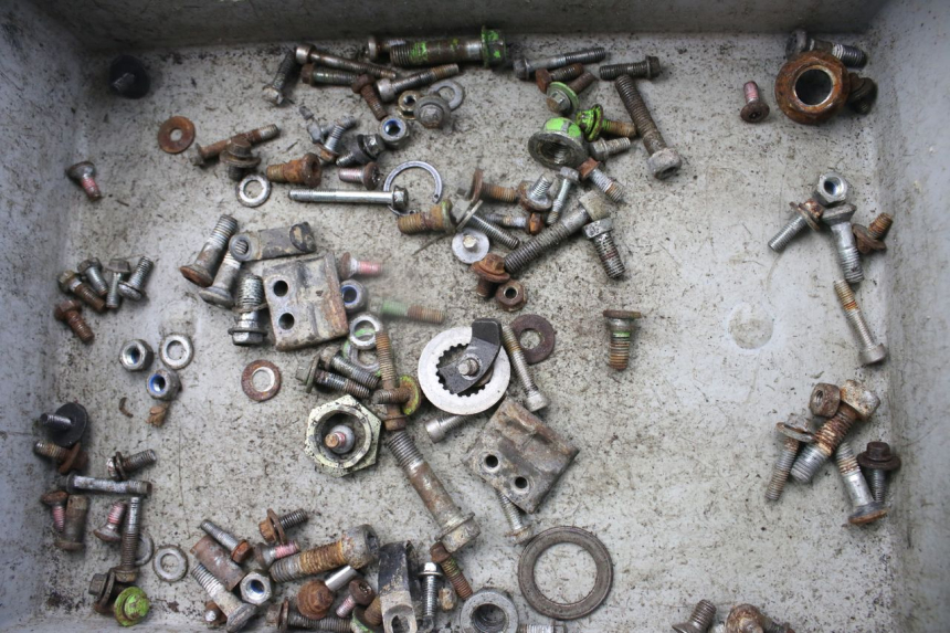 photo de SAC VISSERIE VIS KAWASAKI KX 250 (1994 - 1998) - Détail de la pièce