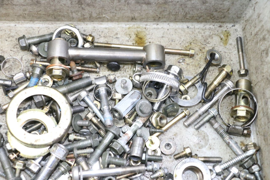 photo de SAC VISSERIE VIS KYMCO XCITING 500 (2007 - 2010) - Autre angle de vue