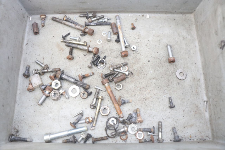 photo de SAC VISSERIE VIS PIAGGIO LIBERTY 4T 50 (2004 - 2008) - Vue principale