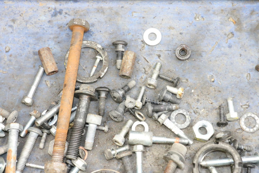 photo de SAC VISSERIE VIS PIAGGIO LIBERTY 4T 50 (2018 - 2021) - Autre angle de vue