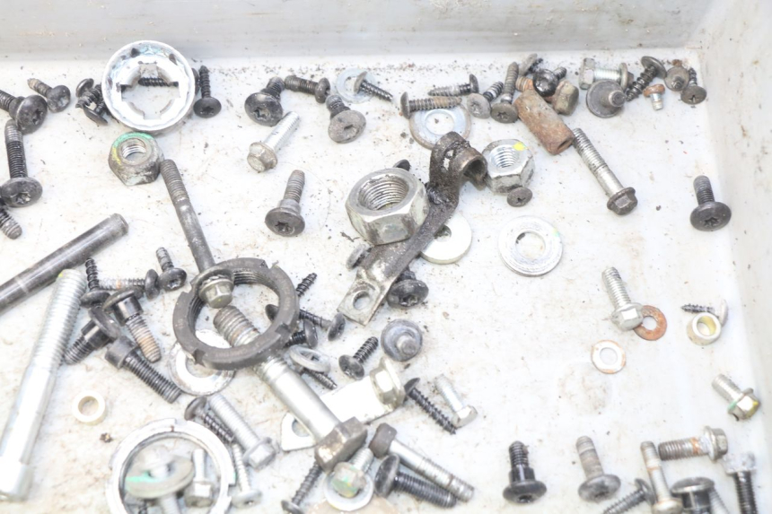 photo de SAC VISSERIE VIS PIAGGIO LIBERTY IGET 4T 50 (2015 - 2020) - Autre angle de vue