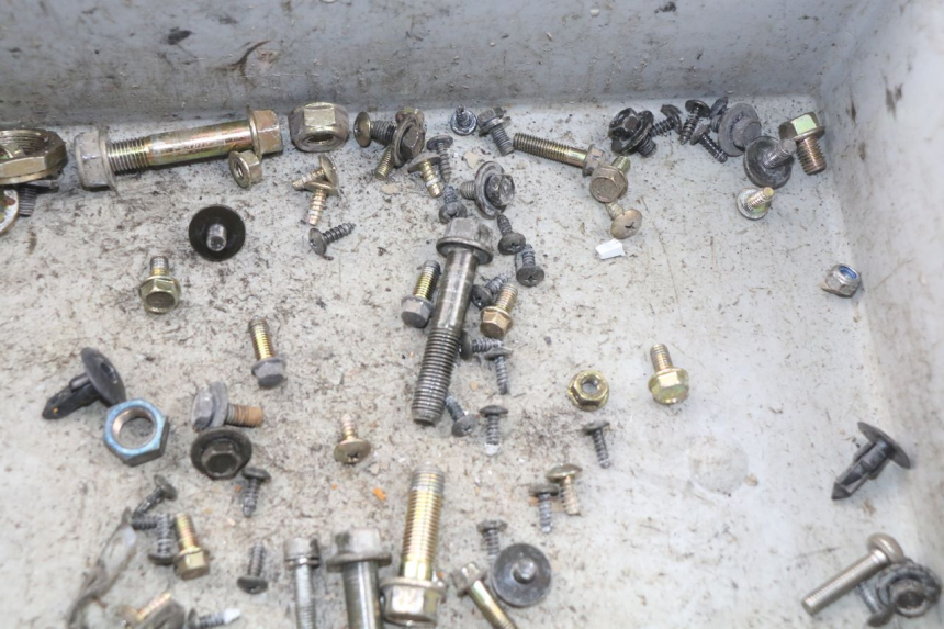 photo de SAC VISSERIE VIS KYMCO LIKE 2T 50 (2009 - 2018) - Autre angle de vue