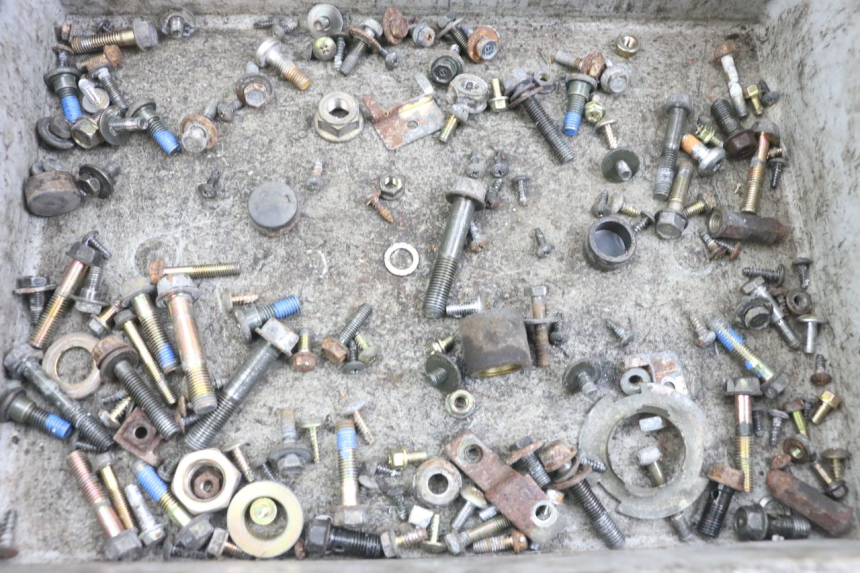 photo de SAC VISSERIE VIS KYMCO LIKE 125 (2009 - 2016) - Détail de la pièce