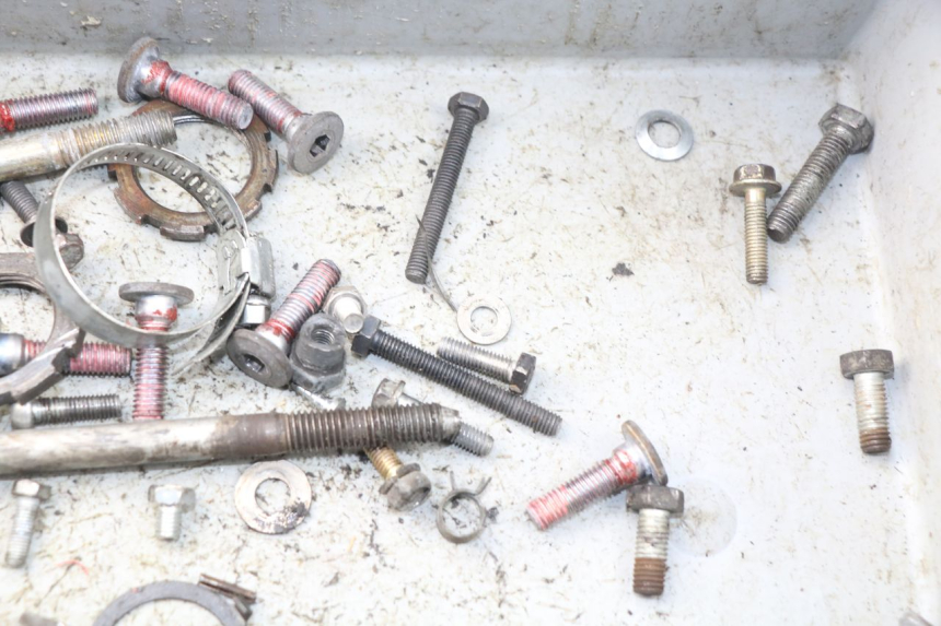 photo de SAC VISSERIE VIS PEUGEOT LUDIX 50 (2005 - 2007) - Autre angle de vue