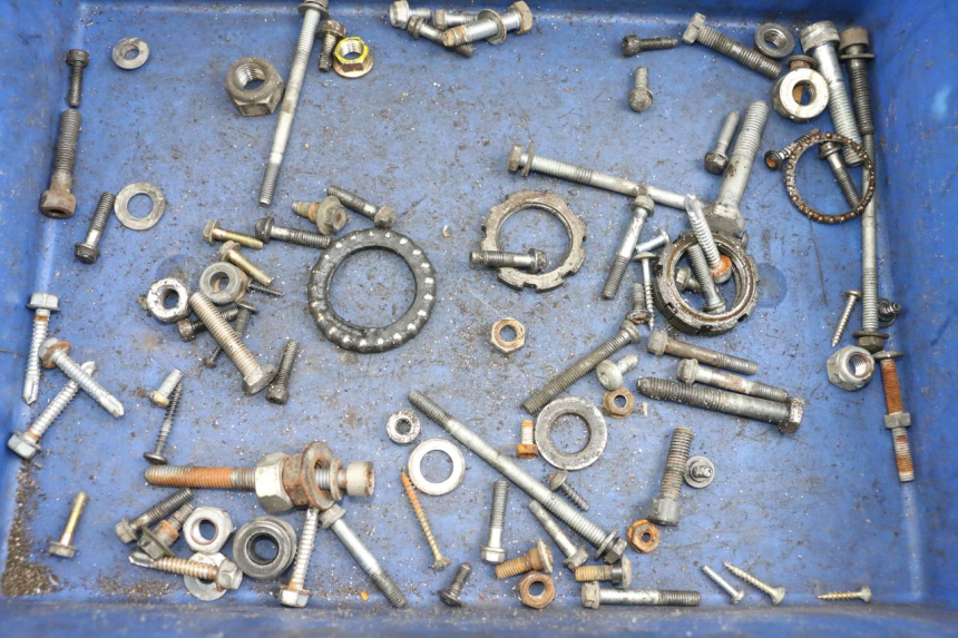 photo de SAC VISSERIE VIS PEUGEOT LUDIX 50 (2008 - 2017) - Détail de la pièce