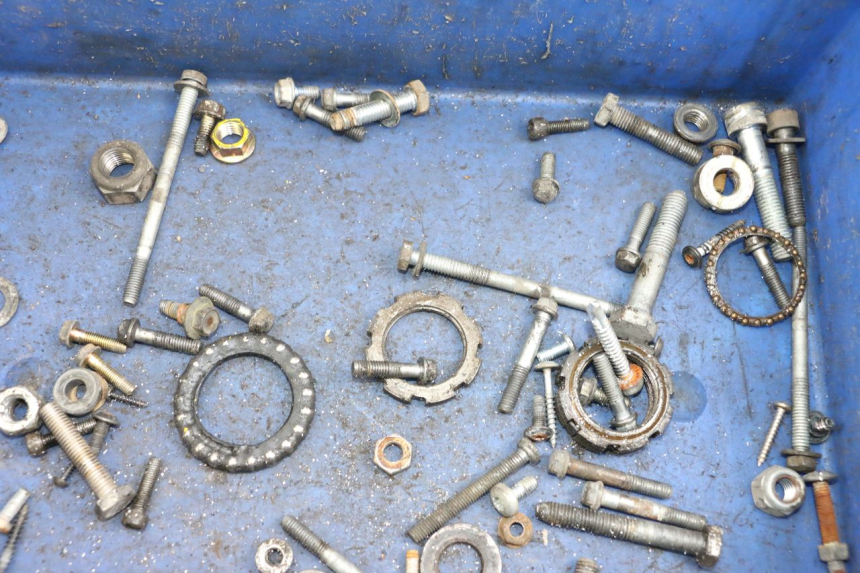 photo de SAC VISSERIE VIS PEUGEOT LUDIX 50 (2008 - 2017) - Zoom état d’usage