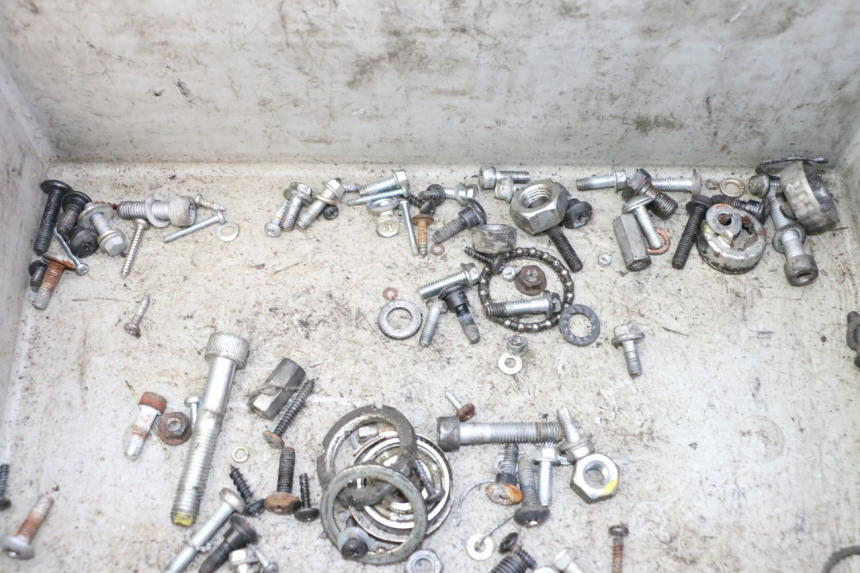 photo de SAC VISSERIE VIS PIAGGIO LXV 4T 50 (2009 - 2013) - Détail de la pièce