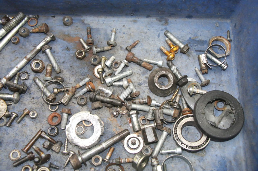 photo de SAC VISSERIE VIS MBK X-LIMIT XLIMIT 50 (2007 - 2012) - Zoom état d’usage