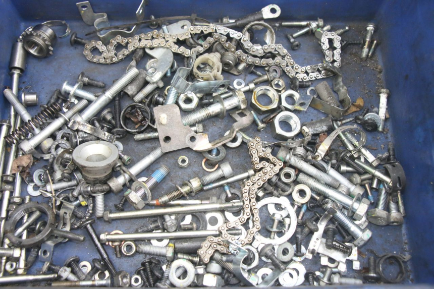 photo de SAC VISSERIE VIS PIAGGIO MEDLEY 125 (2016 - 2023) - Détail de la pièce