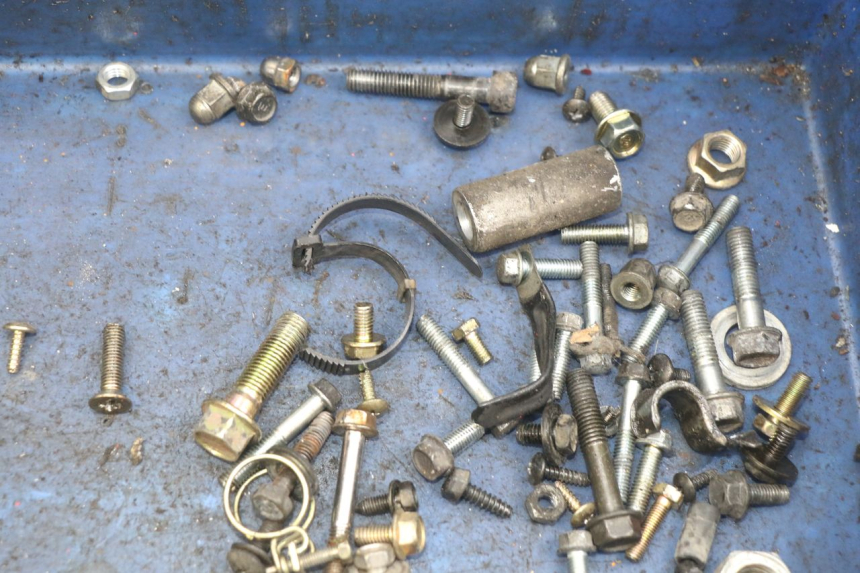 photo de SAC VISSERIE VIS SYM MIO 50 (2011 - 2017) - Autre angle de vue