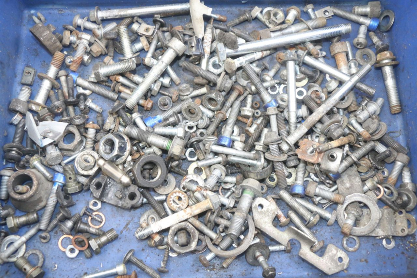 photo de SAC VISSERIE VIS PIAGGIO MP3 LT 400 (2007 - 2012) - Détail de la pièce