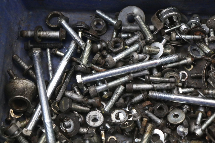 photo de SAC VISSERIE VIS PIAGGIO MP3 125 (2006 - 2014) - Détail de la pièce