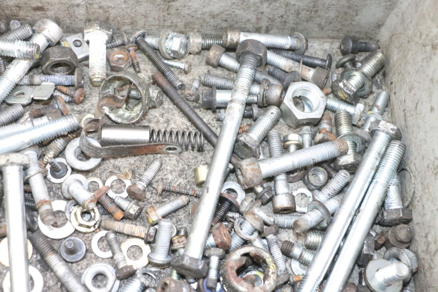 photo de SAC VISSERIE VIS PIAGGIO MP3 RL 250 (2006 - 2010) - Vue d’ensemble