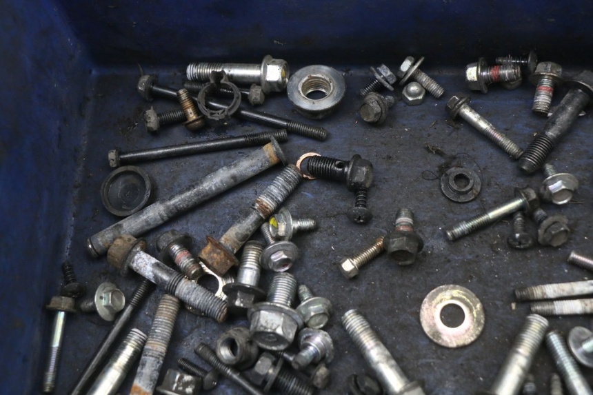 photo de SAC VISSERIE VIS MBK MW TRYPTIK 125 (2014 - 2016) - Détail de la pièce