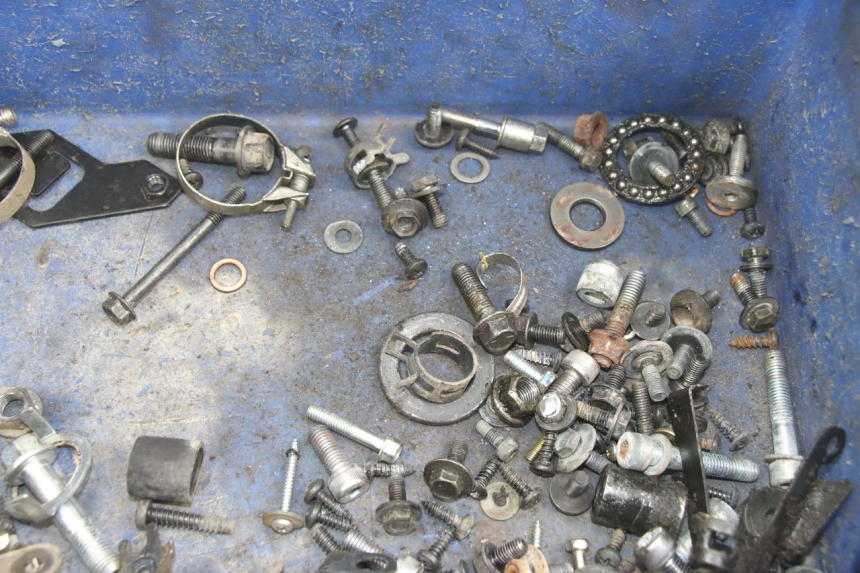 photo de SAC VISSERIE VIS YAMAHA NEOS NEO'S 4T 50 (2008 - 2016) - Autre angle de vue