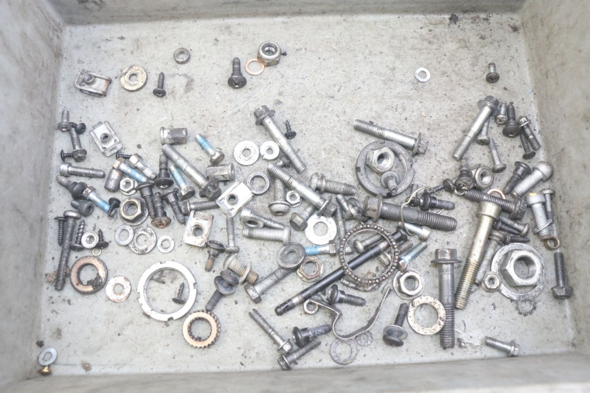 photo de SAC VISSERIE VIS PIAGGIO NEW TYPHOON 50 (2018 - 2021) - Vue principale