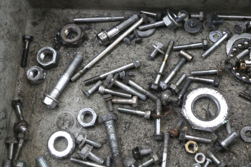 photo de SAC VISSERIE VIS HONDA NHX LEAD 110 (2008 - 2010) - Détail de la pièce